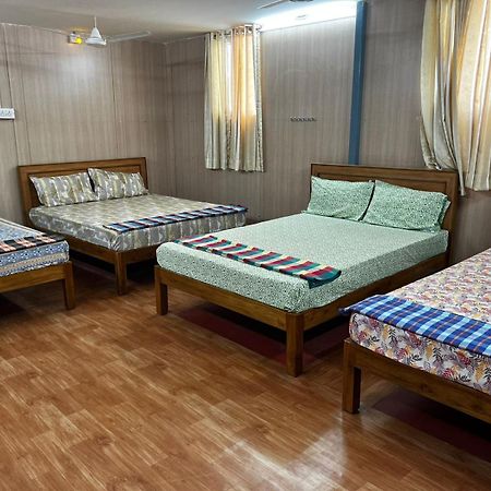 Raja Residency Hotel Alandurai Exterior photo